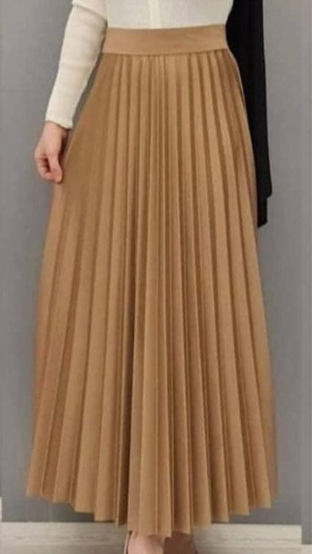 【Pre order】Slit Pleated Skirt 新品／未開封 Pre order】Slit Pleated Skirt 新品／未開封