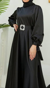 Radiance Satin Gown (Noir)