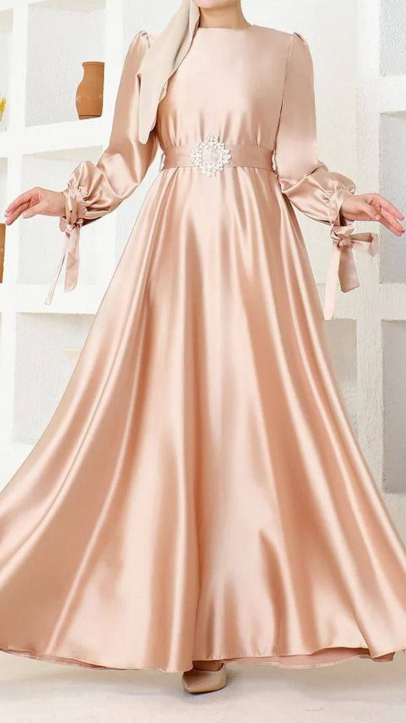 Radiance Satin Gown (Gold)