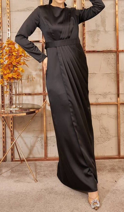 Chic Satin Draped Dress (Black)