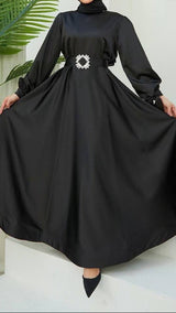 Radiance Satin Gown (Noir)